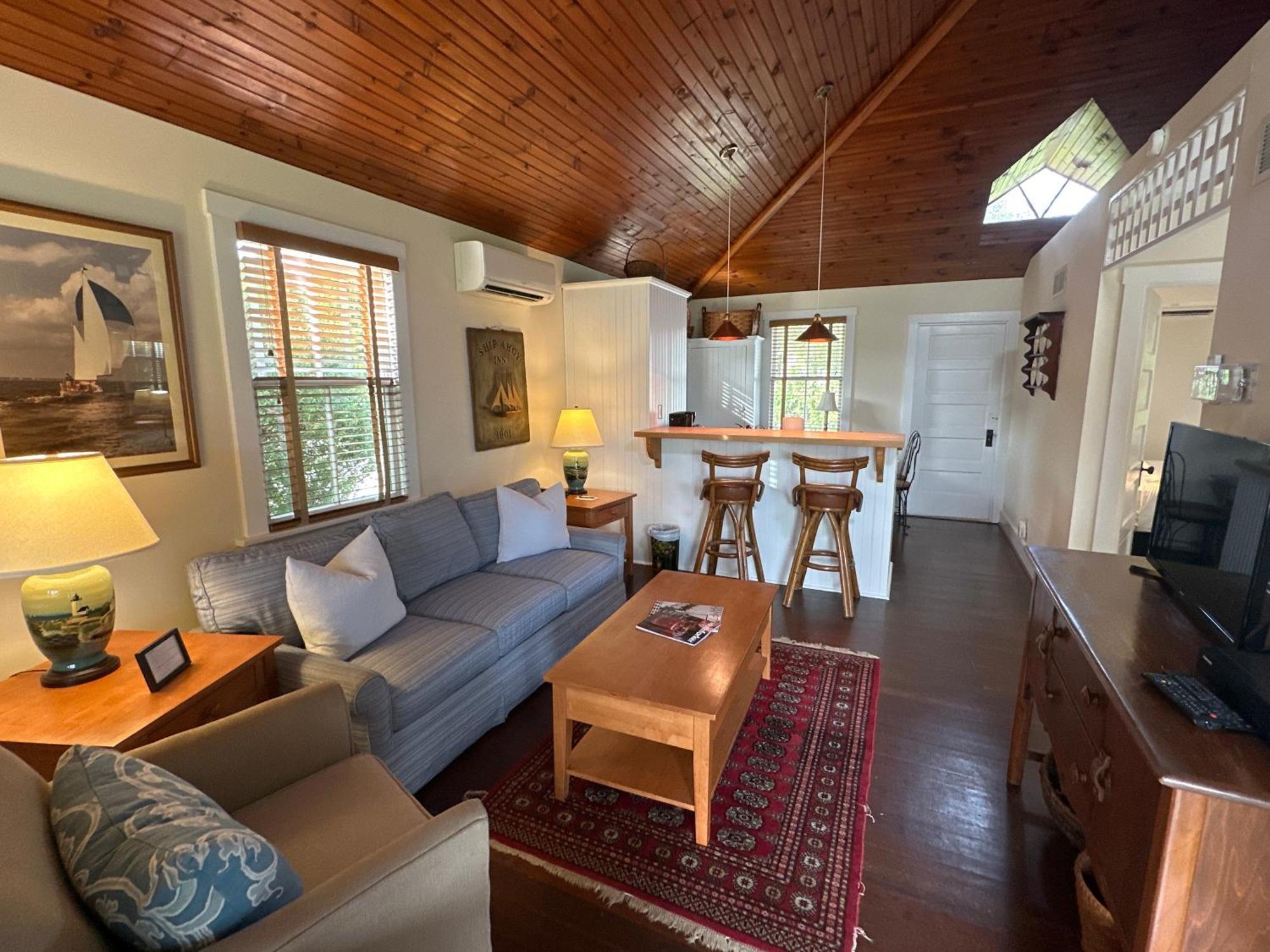 Bed and Breakfast The 1708 House à Southampton Extérieur photo