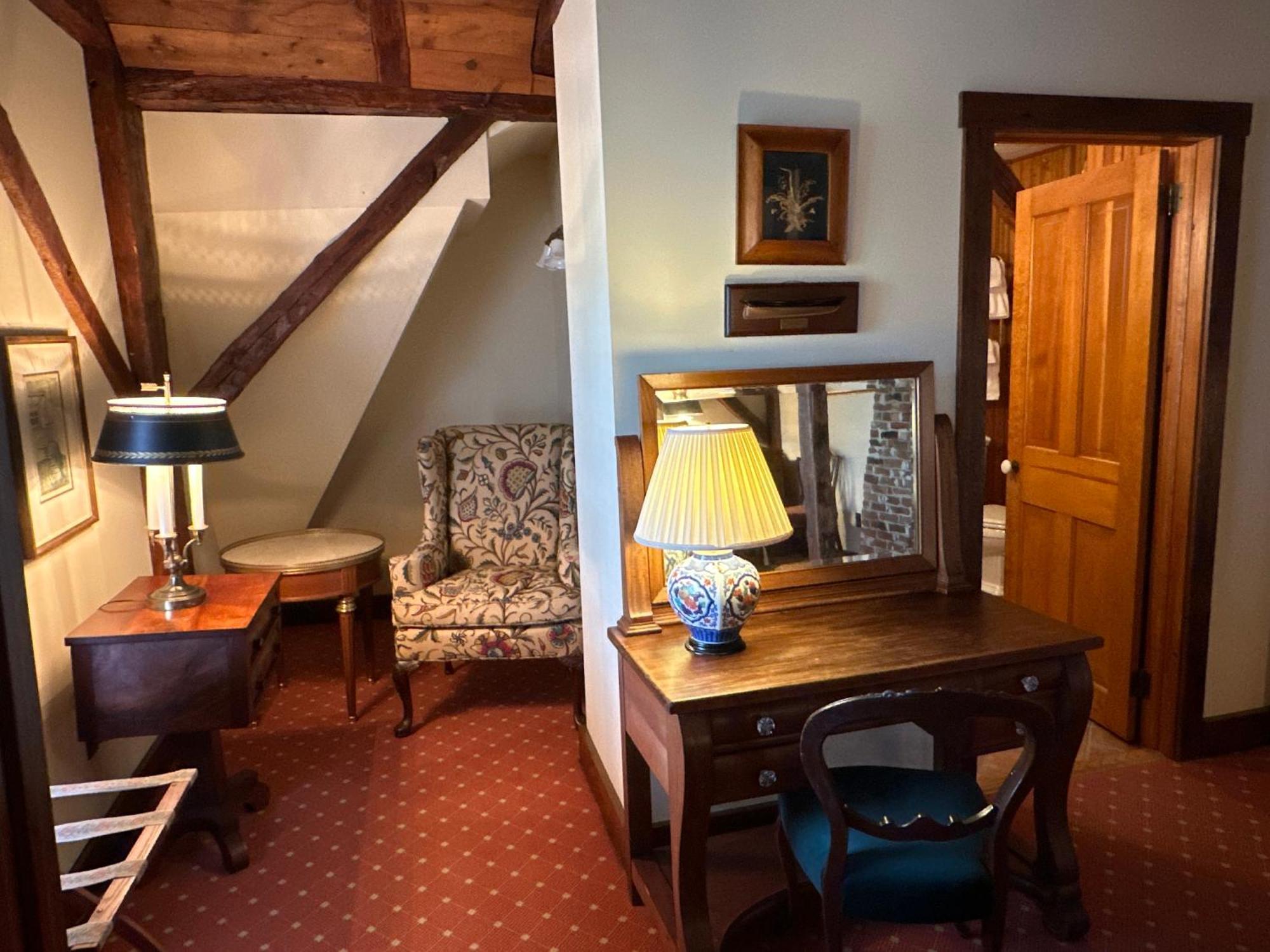 Bed and Breakfast The 1708 House à Southampton Extérieur photo
