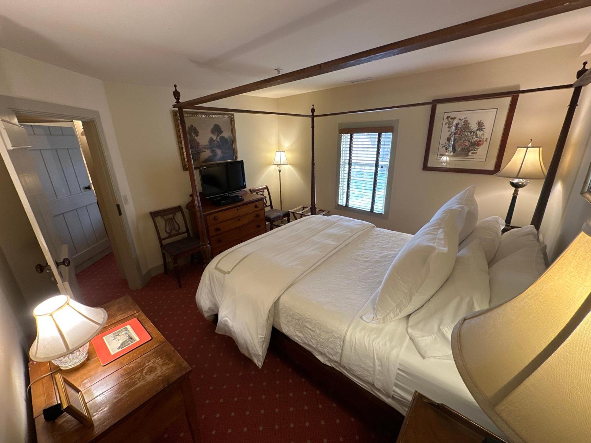 Bed and Breakfast The 1708 House à Southampton Extérieur photo