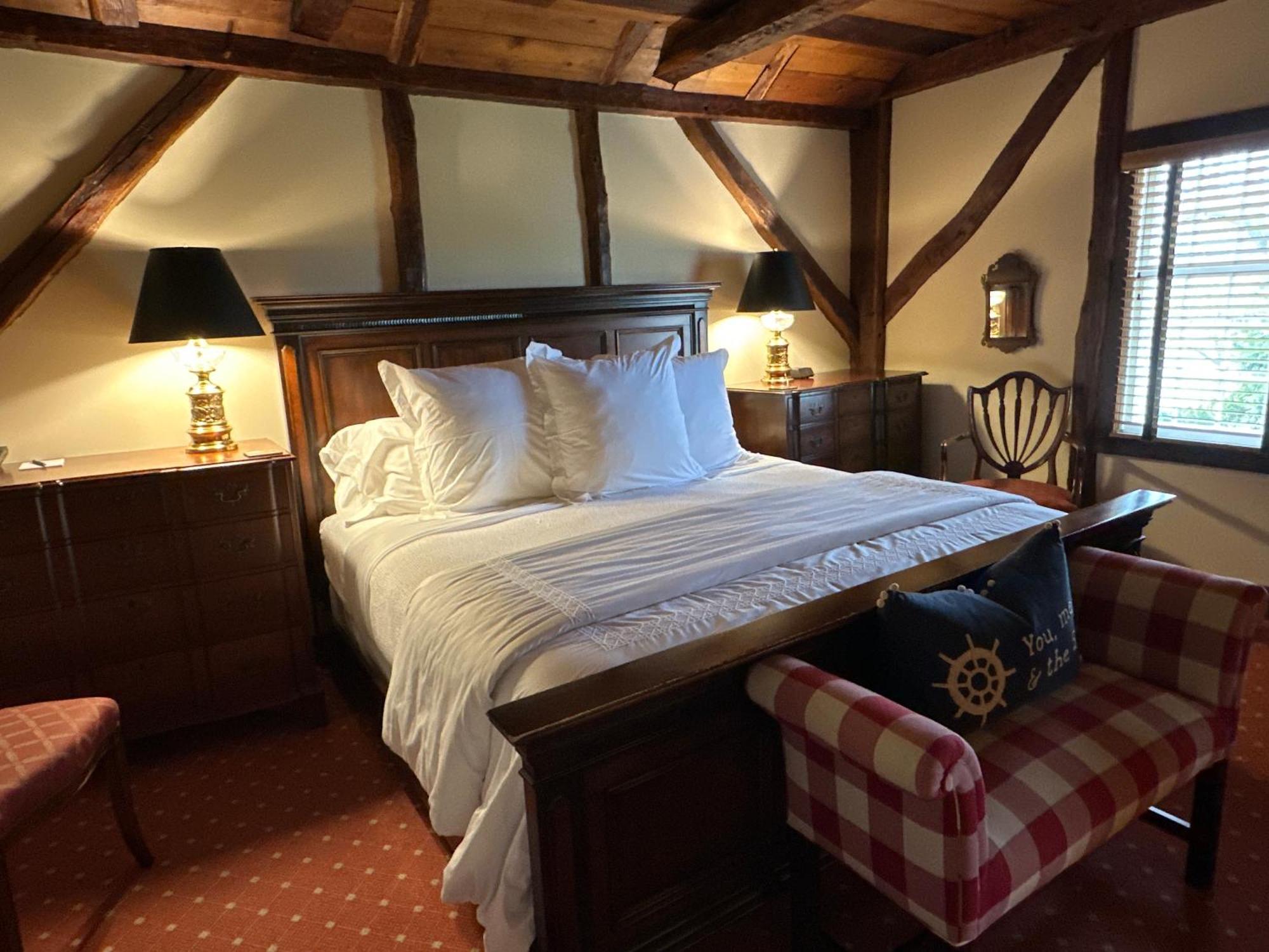 Bed and Breakfast The 1708 House à Southampton Extérieur photo